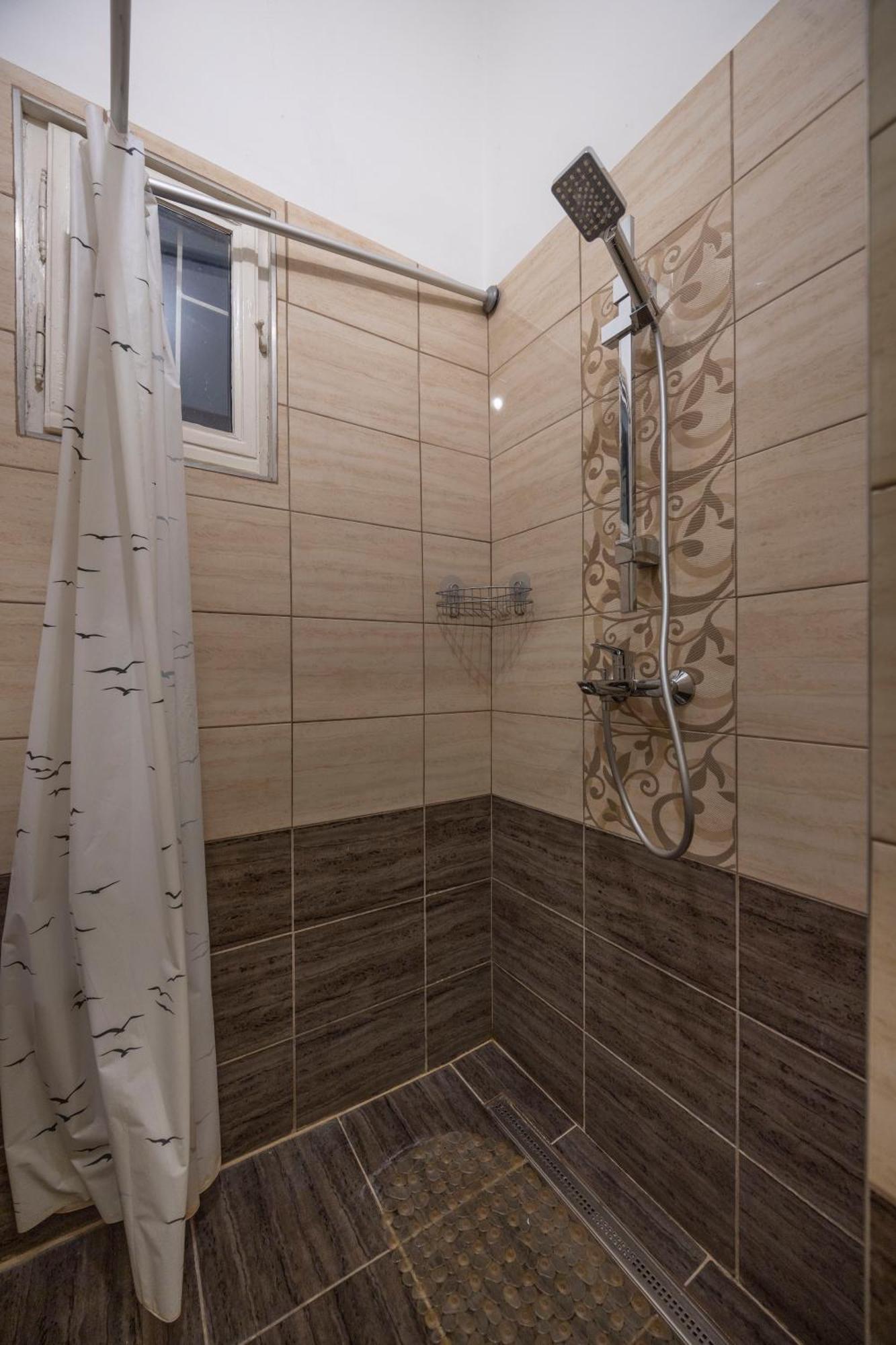 Appartamento Spacious N' Cozy 5bedroom On Terez Boulevard *