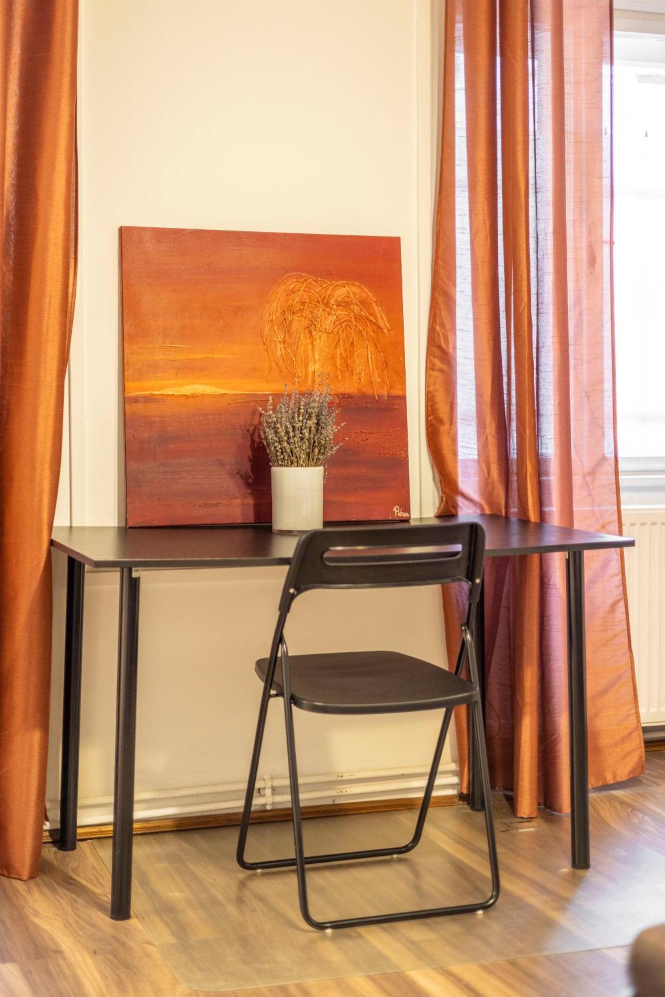 Spacious N' Cozy 5bedroom On Terez Boulevard Appartamento *
